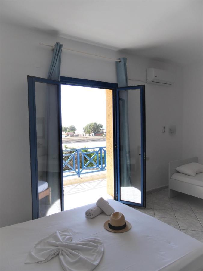 Mike'S Beach Apartments & Studios Anissaras Luaran gambar